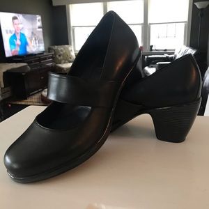 Dansko Mary Jane Style